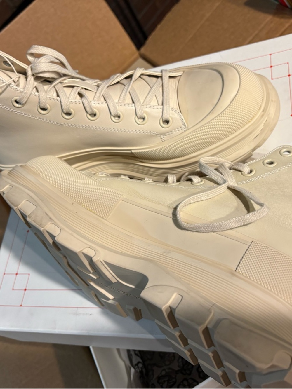 Alexander McQueen Cream High-Top Platform Boots Calfskin $1500 sold out in sz44